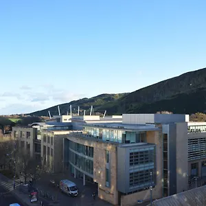 Holyrood Park - Carparking Included! Apartment Edinburgh